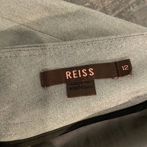 Reiss Skirt. Light grey. Lined. Sz 12. Back detailing. EUC - Picture 3 of 9